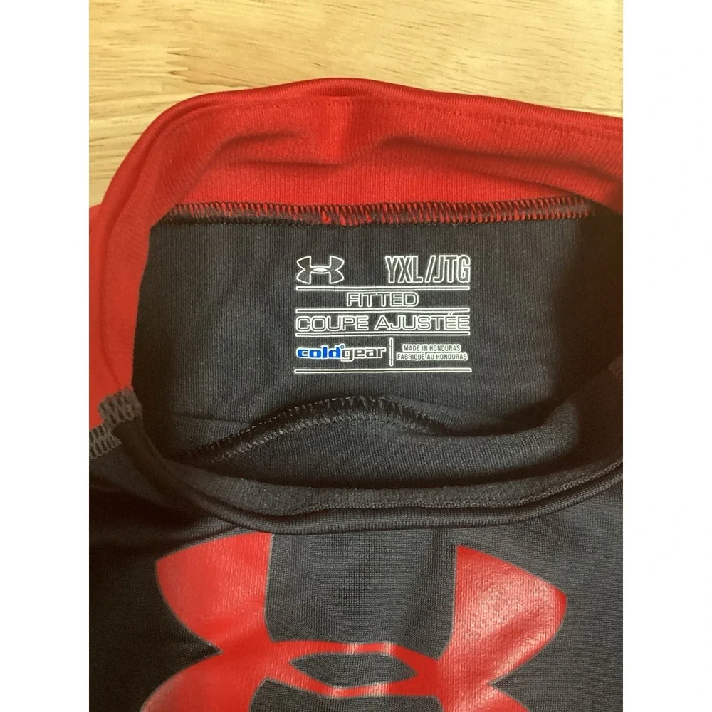 Youth Under Armour Fitted Coldgear Long Sleeved‎ Mock  Black/red YXL